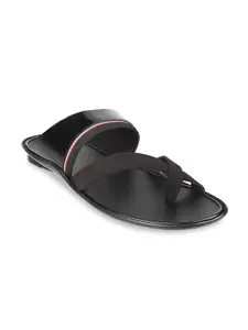 Mochi Men Black Solid Comfort Sandals