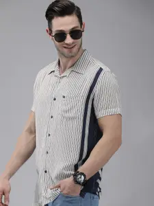 THE BEAR HOUSE Men Off White & Navy Blue Slim Fit Striped Casual Shirt