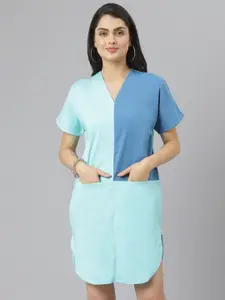 am ma Women Turquoise Blue & Blue Colourblocked Cotton T-shirt Dress