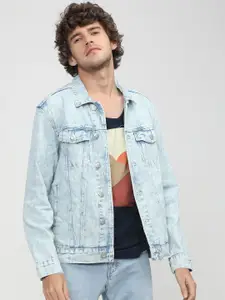 HIGHLANDER Men Blue Washed Colourblocked Denim Jacket