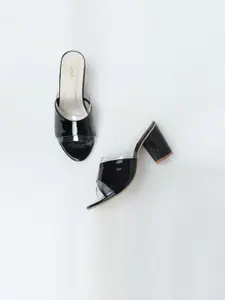 SAPATOS Women Black & Transparent Block Heels