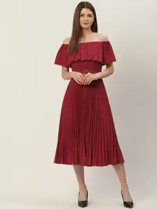 Slenor Women Maroon Solid Off-Shoulder Pleated A-Line Midi Dress