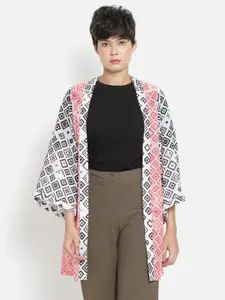 SHAYE Women Black & White Venito Kimono Printed Longline Shrug