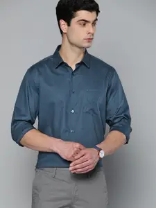 Indian Terrain Men Blue Pure Cotton Slim Fit Printed Smart Casual Shirt