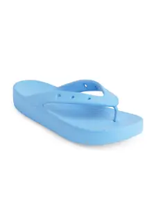 Crocs Women Blue Textured Thong Flip-Flops