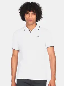 Arrow Sport Men White Solid Polo Collar T-shirt