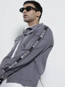 The Indian Garage Co Men Slim Fit Denim Trucker Jacket with Double Flap Pockets