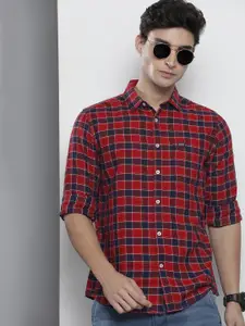 The Indian Garage Co Men Red & Navy Blue Cotton Checked Casual Shirt