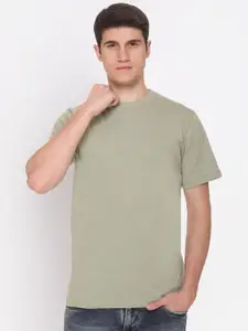 Obaan Men Green Solid Round Neck Cotton T-shirt