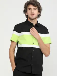 HIGHLANDER Men Black & Green Colourblocked  Slim Fit Casual Shirt