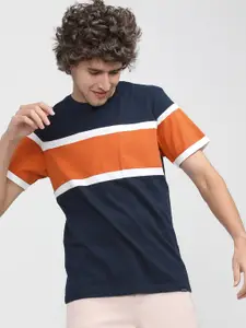 HIGHLANDER Men Navy Blue & Orange Coloublocked Slim Fit T-shirt