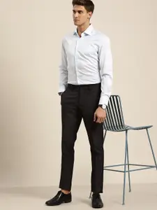 INVICTUS Men Black Slim Fit Formal Trousers