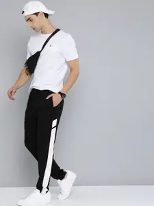 Harvard Men Black Solid Regular Fit Mid-Rise Regular Track Pants With Side Stripes