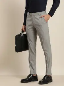 INVICTUS Men Grey Solid Regular Fit Formal Trousers