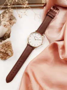 JOKER & WITCH Women White Dial & Brown Straps Analogue Watch AMWW452