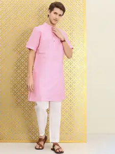 Ode by House of Pataudi Men Pink Kurta with White Pyjamas