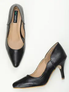Walkfree Women Black Textured Slim Heel Pumps
