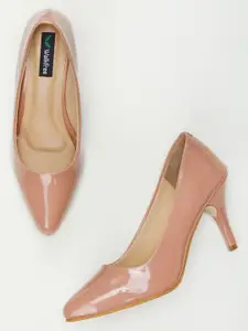Walkfree Peach-Coloured Solid Slim Heels Pumps