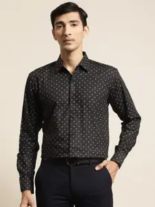 SOJANYA Men Black Cotton Classic Fit Printed Formal Shirt