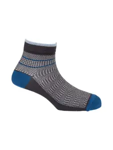 The Tie Hub Men Grey Printed Ankle Length Socks