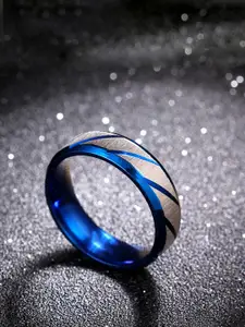 Yellow Chimes Blue & Silver-Toned Stainless Steel Band Finger Ring