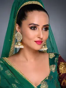 Sukkhi Gold-Toned Kundan Gold Plated Pearl Jumkha Earring