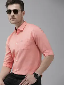 THE BEAR HOUSE Men Peach-Pink Slim Fit Cotton-Linen Solid Opaque Casual Shirt