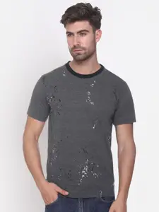 Obaan Men Grey Paint Splatter T-shirt