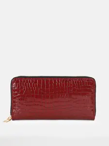 Bagsy Malone Women Maroon Textured Zip Around Wallet