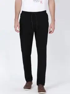 t-base Men Black Solid Track Pants