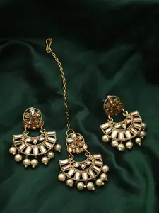 ANIKAS CREATION Gold-Plated & White Kundan Stone Studded & Beaded Maang Tika & Earring Set