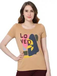 Vero Moda Women Brown Typography Printed Pockets T-shirt