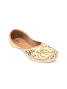 DESI COLOUR Women Gold-Toned Embellished Leather Ethnic Mojaris Flats