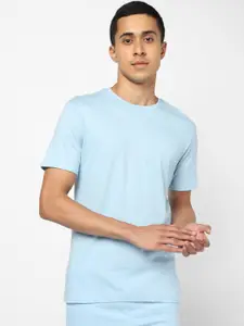 Ajile by Pantaloons Men Blue Solid Slim Fit T-shirt