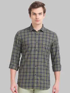 Parx Men Green & Blue Slim Fit Checked Cotton Casual Shirt