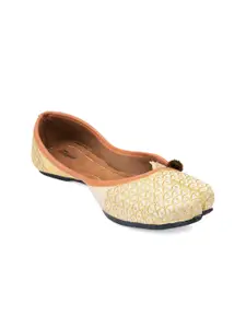 DESI COLOUR Women Gold-Toned Ethnic Mojaris Flats