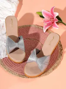 TRASE Women Grey Wedge Sandals