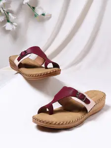 TRASE Beige & Brown Comfort Flats