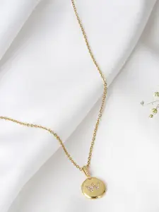 JOKER & WITCH Gold-Toned Alphabet W Gold-Plated Necklace