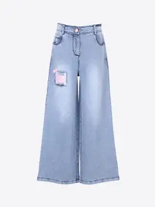 CUTECUMBER Girls Blue Bootcut Mildly Distress Light Fade Applique Stretchable Jeans