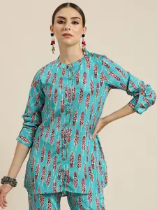 Shae by SASSAFRAS Women Blue & Red Ethnic Printed Casual Shirt
