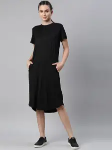 Enamor Women Black Solid T-shirt Nightdress