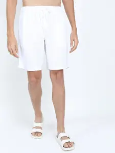 HIGHLANDER Men White Shorts