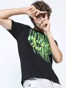LOCOMOTIVE Men Black & Green Typography Printed Raw Edge Slim Fit T-shirt