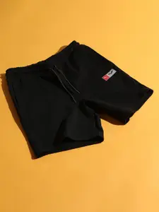Puma x Boys Regular Fit Solid Batman Cotton Shorts