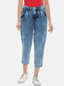 People Women Blue Carrot Slim Fit High-Rise Heavy Fade Jeans