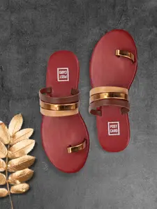 POSTCARD Women Maroon Colourblocked One Toe Flats with Buckles