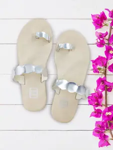 POSTCARD Women Beige One Toe Flats