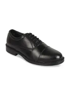 Vardhra Men Black Solid Leather Formal Oxford Shoes