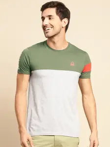 United Colors of Benetton Men Olive Green & Grey Melange Colourblocked T-shirt